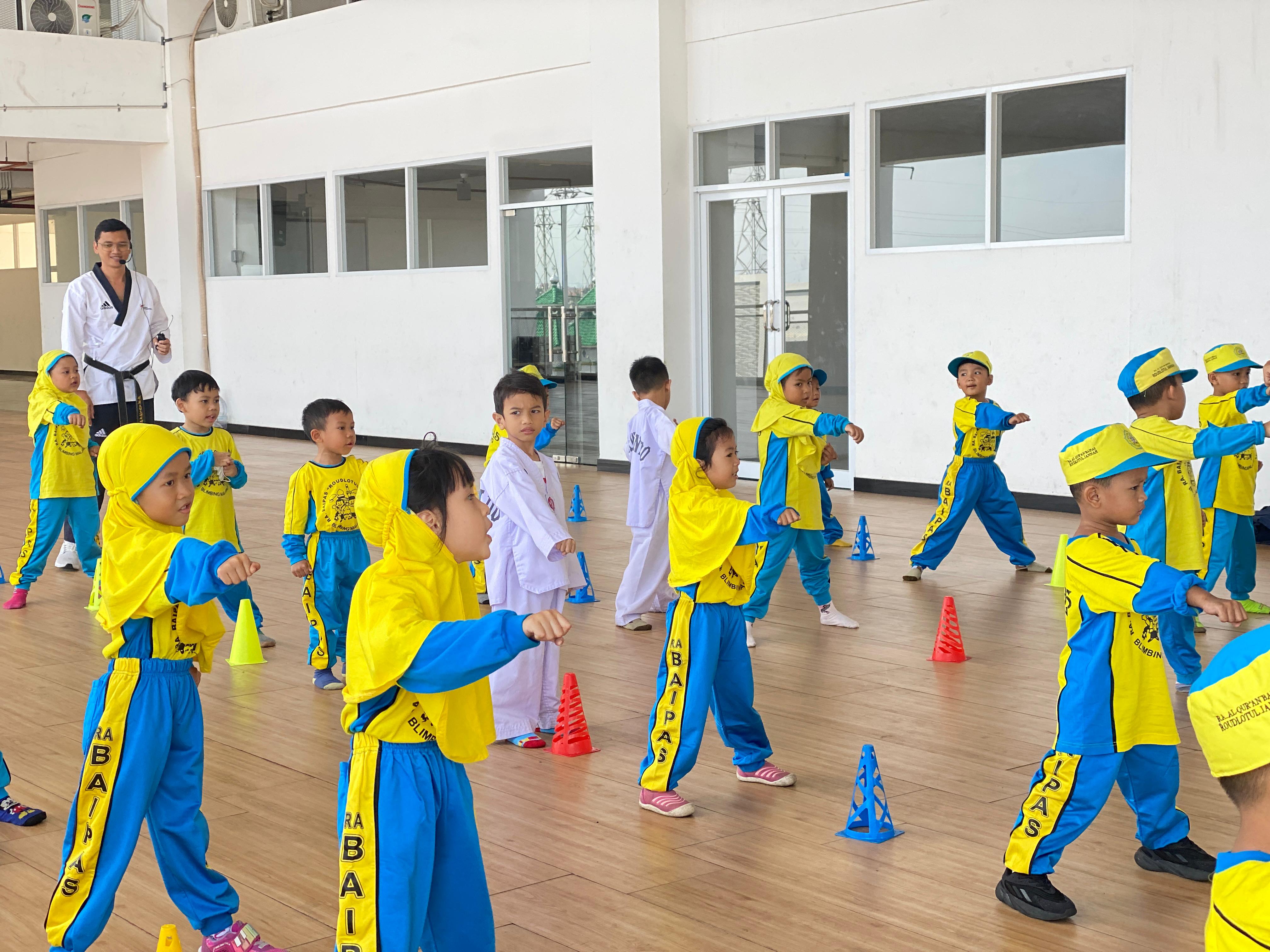 Outing Class Program: Ekstrakulikuler Taekwondo